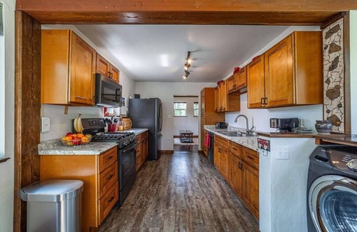 Coram Cabina | Glacier Trails Highline Cabin