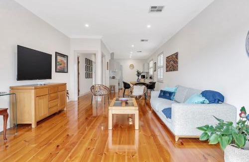 North Brighton Casa | Gladstone Gardens - Family Comfort in North Brighton