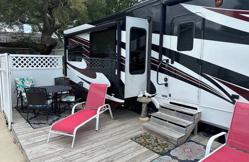 Surfside Beach Alquiler De RV | Glam-ping by the Sea, 1 Bdr 1 Ba in Ocean Lakes