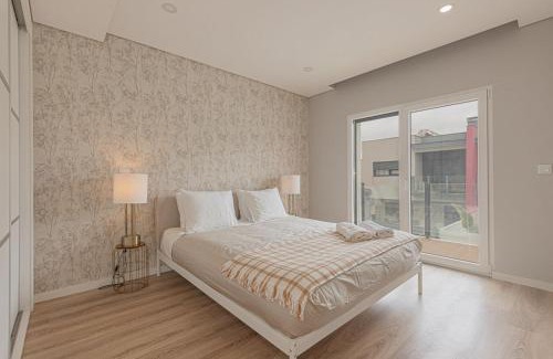Seixal Villa | Glam Villa