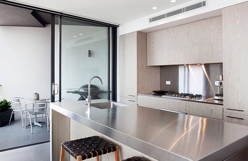 Tamarama Apartamento | GLAMARAMA - Alojado por L'Abode Accommodation