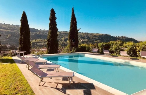 Nord-Ovest Casa | Porción de villa con piscina privada.