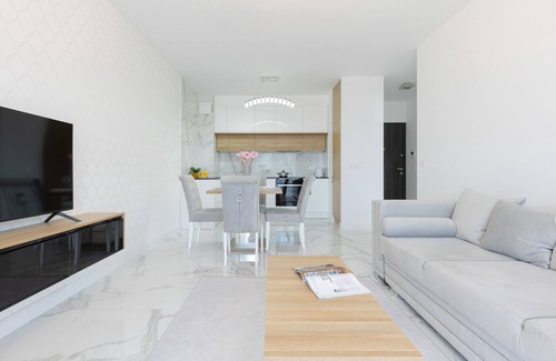 Praga Poludnie Apartamento | Glamour Apartment Warsaw by Renters