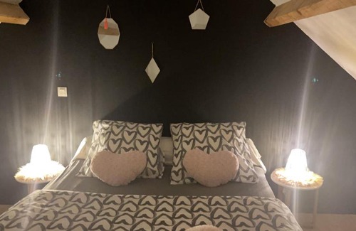Blere Cama Y Desayuno | Glamour spa privatif