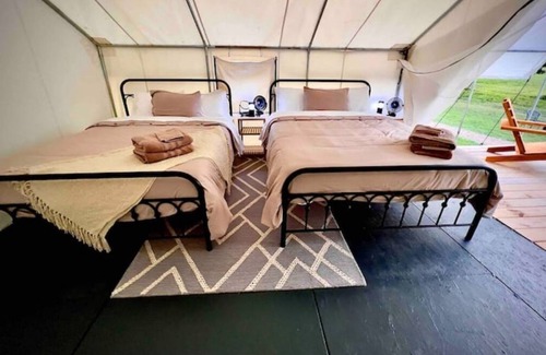 Buffalo Otro | Glamourous Group Camping@ Buffalo Springs Farm