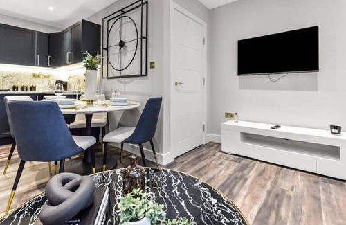 Christchurch Apartamento | Glamourous, Stylish Apartment – Spacious and Modern