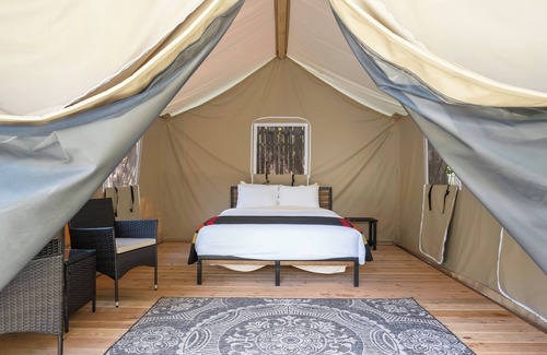 Poudre Park Casa | Glamp 15- Delicate Bluebell