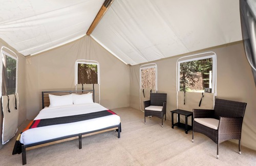Poudre Park Casa | Glamp 17- Majestic Moose