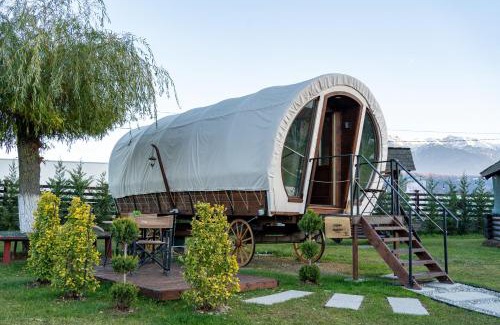 Tohanu Nou Casa | Glamp In Style Pods Resort