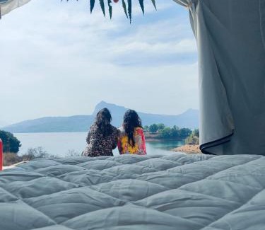 Kadadhe Otro | Glamp Of Dreams
