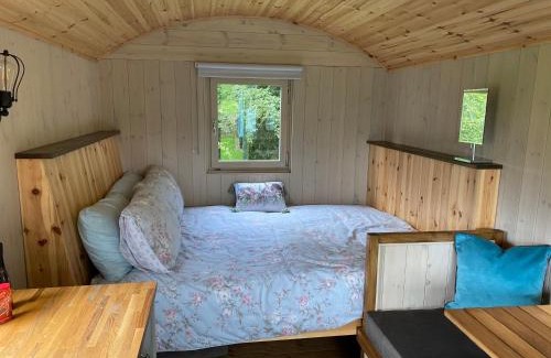 Stoke-on-Trent Otro | Glamping at Holly Grove Farm