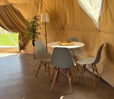 Uherce Mineralne Otro | Glamping Bieszczady - Luksusowe Całoroczne Kopuły Sferyczne