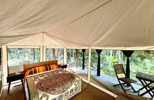Soliman Bay Otro | Glamping Bunga Lotus