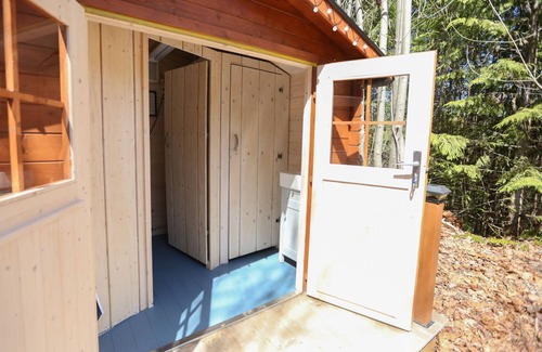 Duncan Alquiler De RV | Glamping Bunkie Cabin Near the Cowichan River