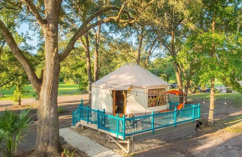 Vero Beach Cabina | Glamping Cabin