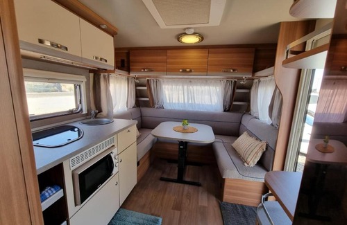 Mitzpe Ramon Otro | Glamping Caravans At The Farm! - גלמפינג קרוואנים בחווה