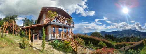 Medellin Chalet De Esquí | Glamping en Medellín - Kinsho Glamping - Cabaña con Jacuzzi privado