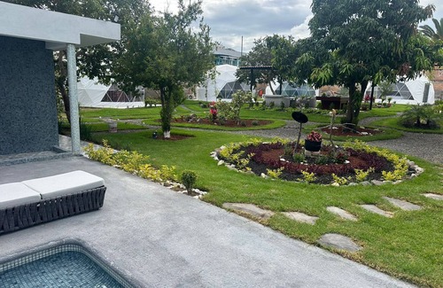 Tlajomulco de Zuniga Casa | Glamping geodesic domes, camping experience with hotel comfort