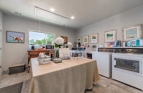 Spicewood Casa | Glamping in Spicewood TX Hill Country~ The Pearl at Green Acres