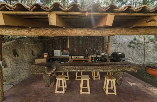 Tapalpa Alquiler De RV | Glamping en el Bosque: Tranquilidad y Vistas