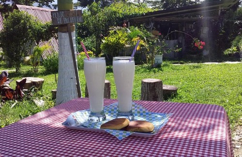 San Eduardo Otro | Glamping La Rivera Café
