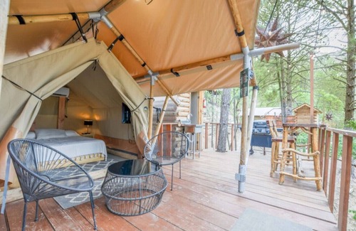 Santiago Alquiler De RV | Glamping experience surrounded by nature
