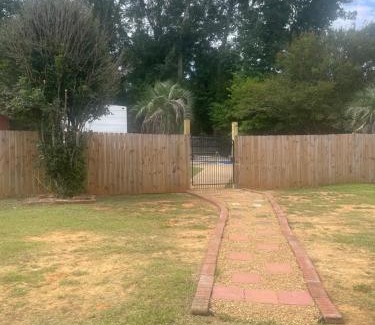 Taylorville Otro | "Glamping" near UA & Mercedes on private property