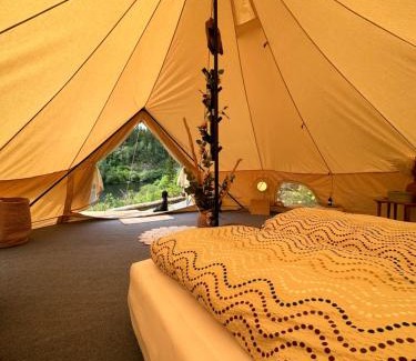 Porsgrunn Otro | Glamping on idyllic lake, paddle boards & rowboat
