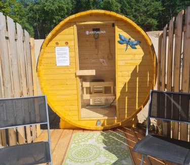 Nordholz Otro | Glamping Pod im Wald mit Hund
