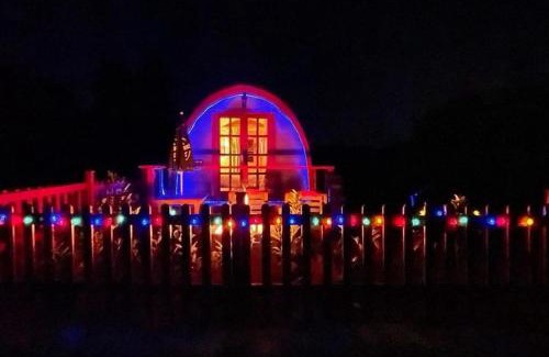 Carlyon Casa | Glamping Pod in St Austell Sleeps 2 with Spa Pool
