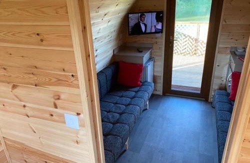 Lincoln Apartamento | Glamping pod, seven acre farm campsite