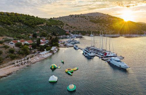 Kornati Otro | Glamping resort Fešta Kornati