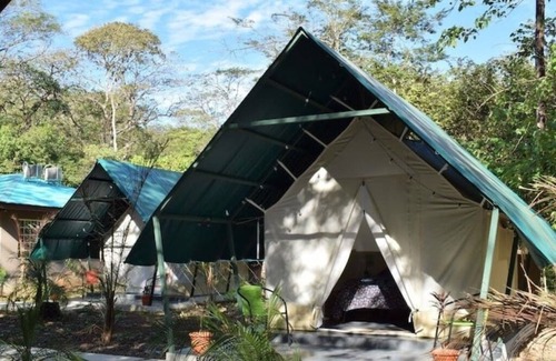 Rio Seco Alquiler De RV | Glamping Rupia Manzu. Vive la experiencia