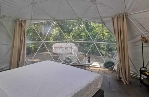 Chilamate Cama Y Desayuno | Glamping rodeado de naturaleza y fauna.