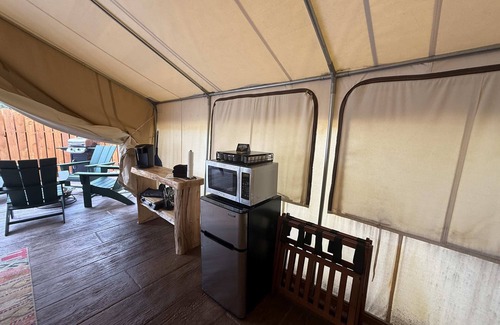 Orderville Alquiler De RV | Tienda n. ° 1 en East Zion Resort (dos camas Queen)
