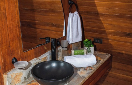 Guatape Hotel | Glamping The Mountain