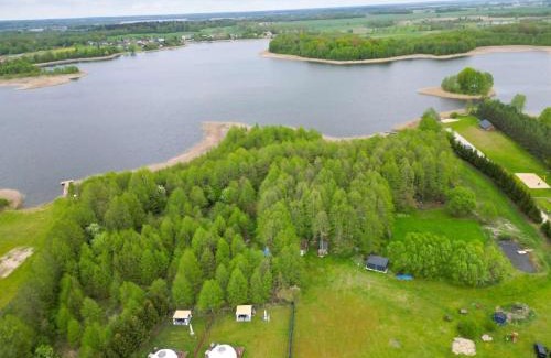 Szeligi Otro | Glamping w sercu mazur z prywatną plażą