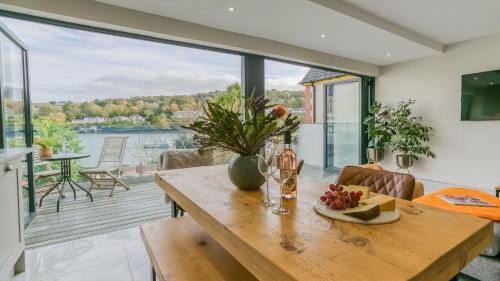 Bangor Casa | Glan y Mor Menai