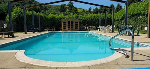 Llanfair Caereinion Casa | Glan yr Afon Un - Relax Recuperate Enjoy
