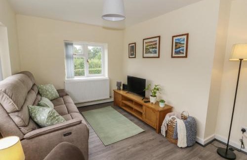 Gwystre Casa | Glandwr House