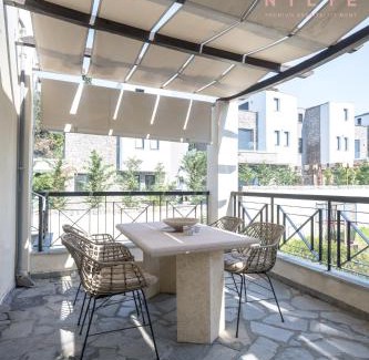 Pefkochori Apartamento | Glarokavos Escape Villa, Nilie Hospitality MGMT
