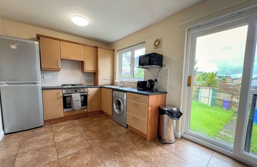 Glasgow Casa | Glasgow Central - Free Parking & , Free high speed internet , Private garden