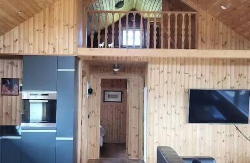 Arnarstapi Casa | Glass House with Private River & 360° Views