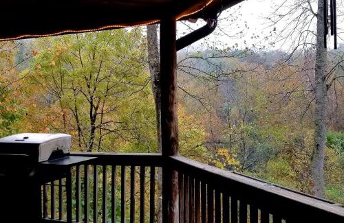 Fairview Casa | Glass Mountain Treehouse