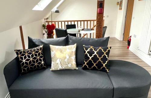Glastonbury Apartamento | Glastonbury Secret Retreat - 1 BD Split-Level Apt, Sleeps 3