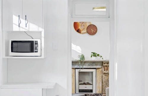 Annandale Casa | Glebe Gem | 4Bd with City & Nature at Doorstep