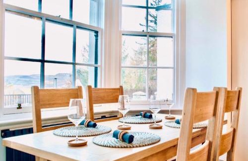 Langbank Casa | Gleddoch Coach House