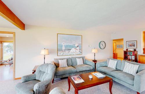 Lopez Island Casa | Gleeson's Bay House