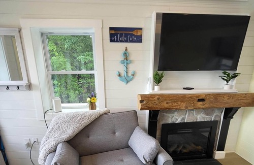 Goffstown Casa | Glen Lake Retreat! - Beautifully Updated Lakefront Home