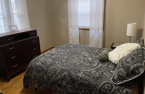 Springfield Casa | GLENCO PLACE - Easy access to I-44 and Hwy 65. SENIOR FRIENDLY!